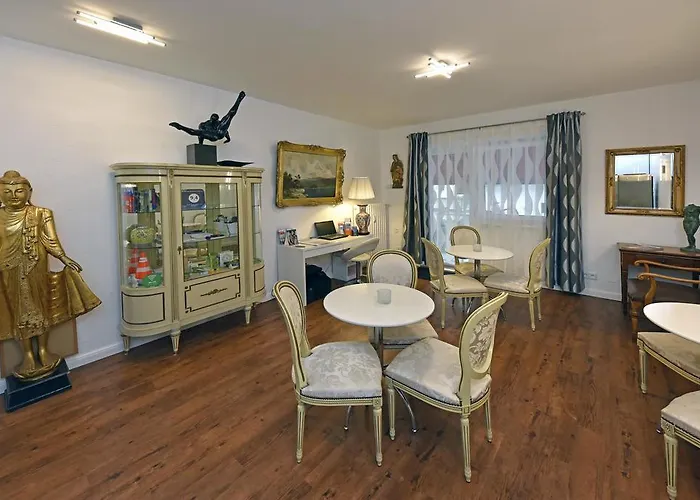 Pensionat Bananas Hotel And Guesthouse Berlin