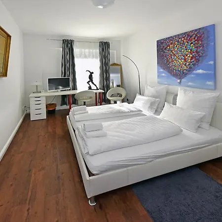 Bananas Hotel And Guesthouse Berlin Гостевой дом